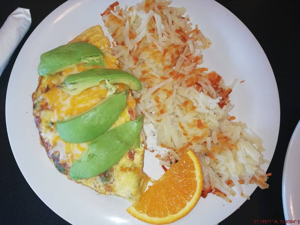 The Aviator Cafe | restaurant | 7070 Summit Valley Rd, Hesperia, CA 92345, USA | 4422675220 OR +1 442-267-5220