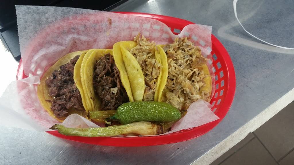 Mi Pueblito | restaurant | 9425 Richmond Ave, Houston, TX 77063, USA | 7133344594 OR +1 713-334-4594