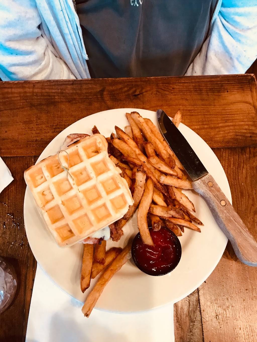 Founders Tavern & Grille | restaurant | 8125 Ritchie Hwy p, Pasadena, MD 21122, USA | 4105440076 OR +1 410-544-0076