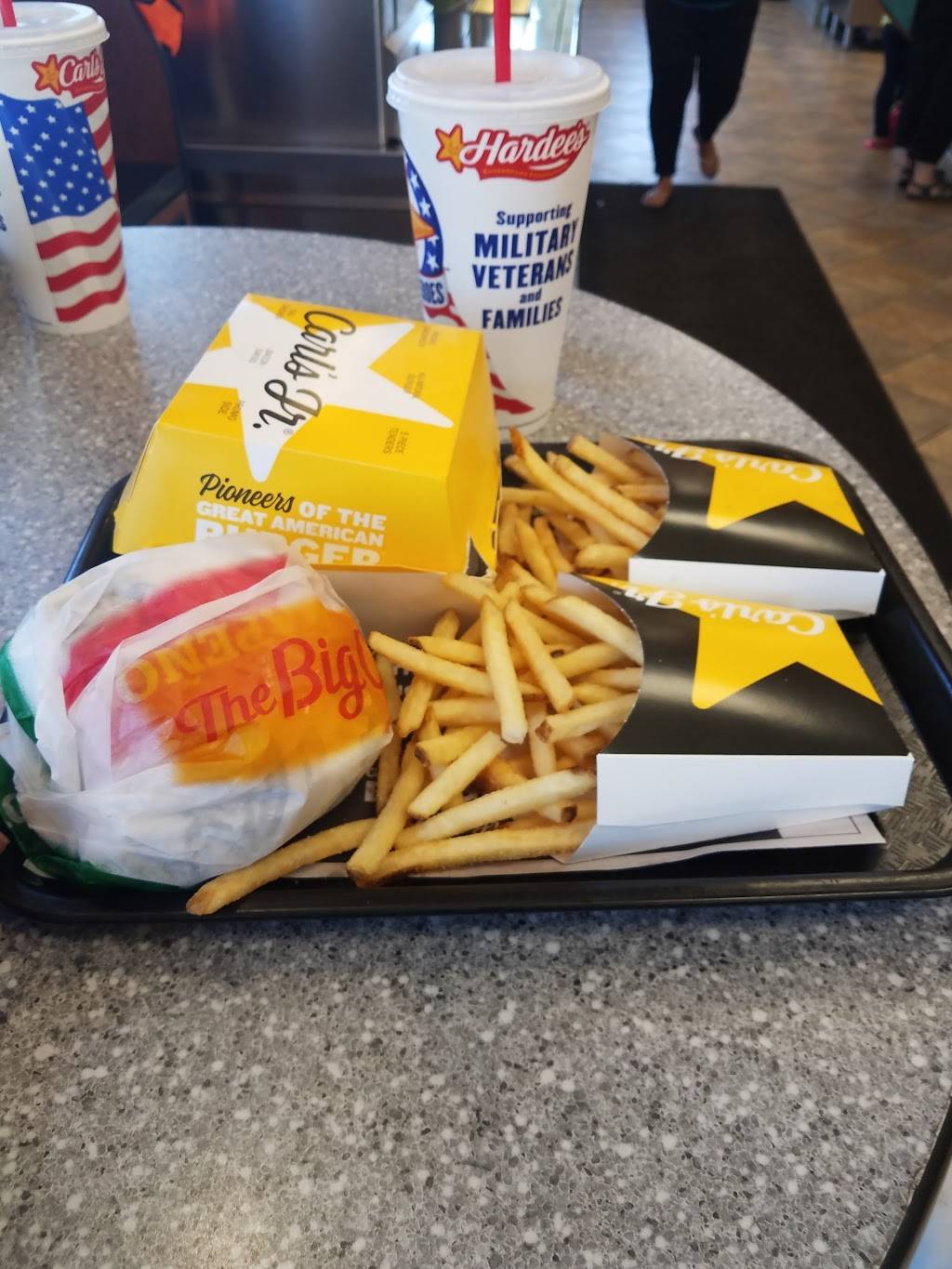 Carls Jr. | restaurant | 3255 Saviers Rd, Oxnard, CA 93033, USA | 8054860328 OR +1 805-486-0328