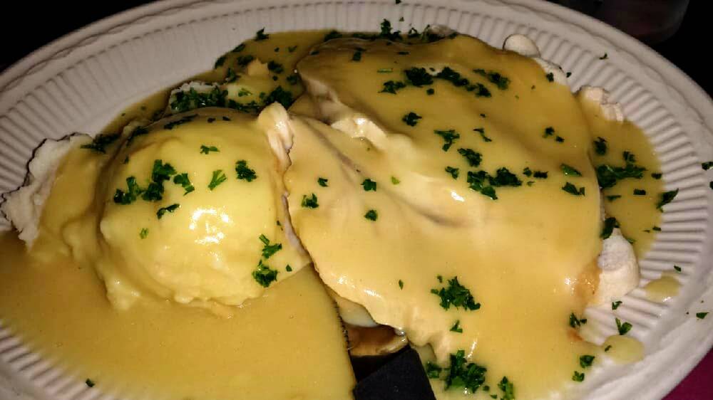 Saratoga Restaurant & Catering | restaurant | 129 E Market St, Warren, OH 44481, USA | 3303936646 OR +1 330-393-6646