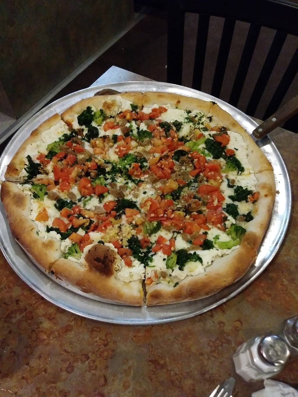 Amici Pizza | restaurant | 26602 Wesley Chapel Blvd, Lutz, FL 33559, USA | 8139739734 OR +1 813-973-9734