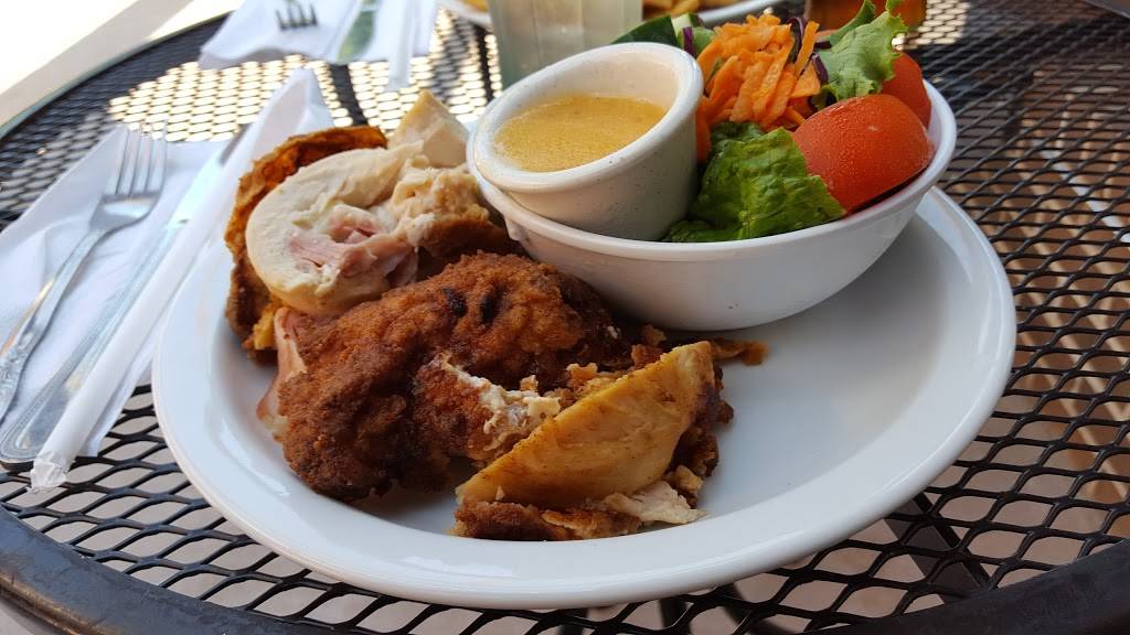 Monarch Cafe and Fresh Food Store | restaurant | 498 Howard St, Spartanburg, SC 29303, USA | 8647072223 OR +1 864-707-2223