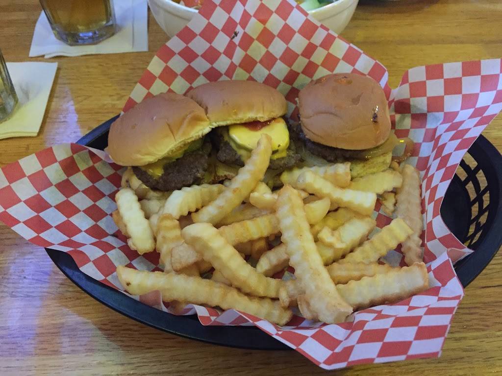 Clarkston Tap | restaurant | 5801 S Main St, Independence Charter Township, MI 48346, USA | 2486250077 OR +1 248-625-0077