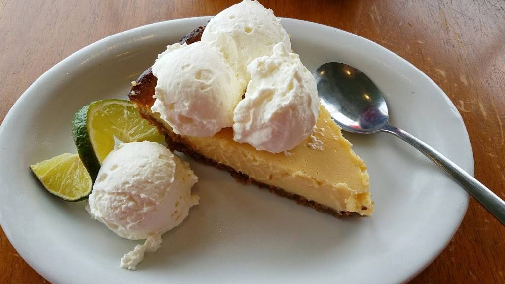 Dead Fish Grill | restaurant | 2207 Lake Rd, Belton, TX 76513, USA | 2549395771 OR +1 254-939-5771