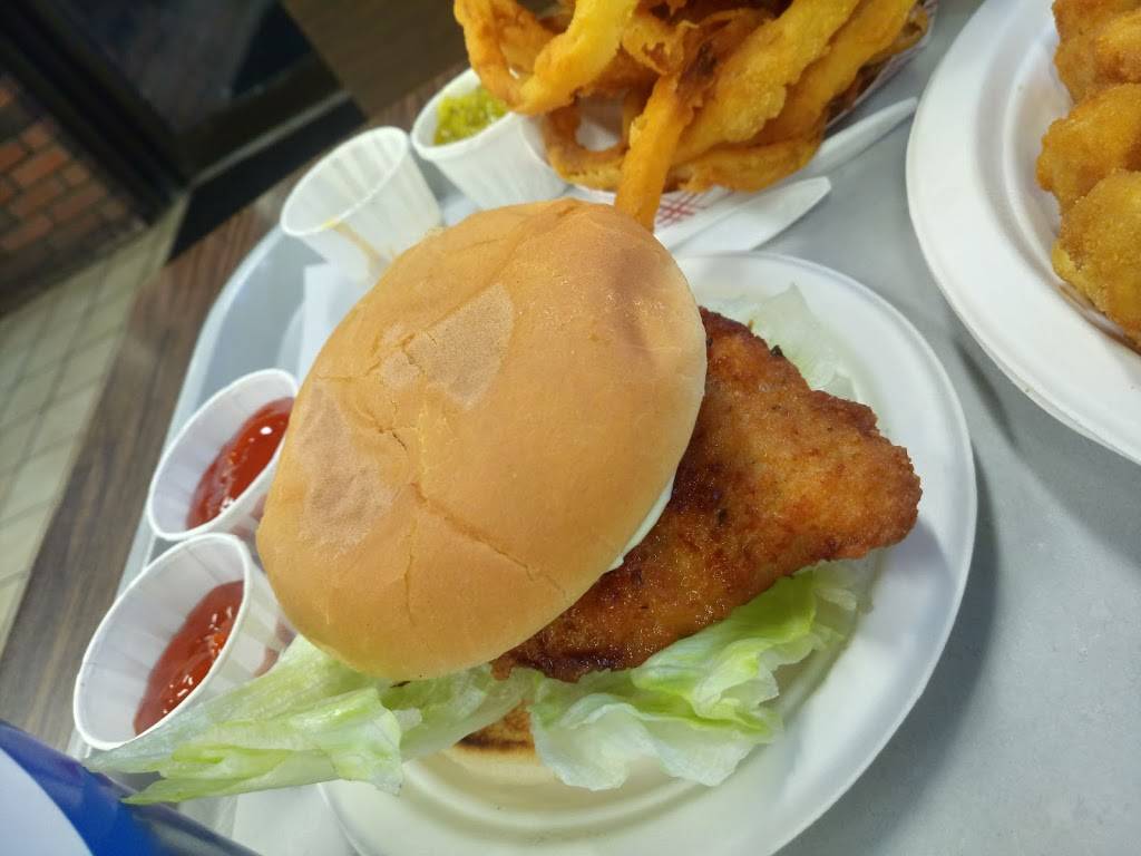 Glenwood Drive-In | restaurant | 2538 Whitney Ave, Hamden, CT 06518, USA | 2032810604 OR +1 203-281-0604