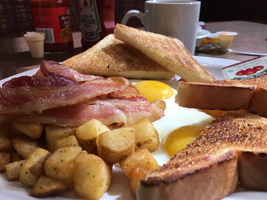 Angel’s On Weber (Waterloo) | restaurant | 190 Weber St N, Waterloo, ON N2J 3H4, Canada | 5198857203 OR +1 519-885-7203