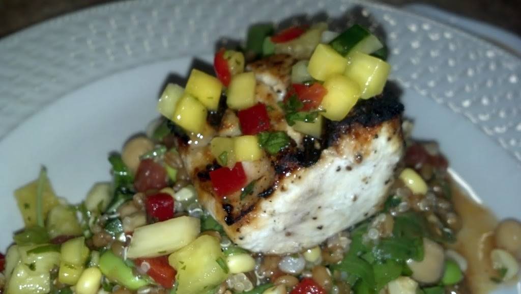 Phat Cats Bistro | restaurant | 65A Market St, Amesbury, MA 01913, USA | 9783882777 OR +1 978-388-2777