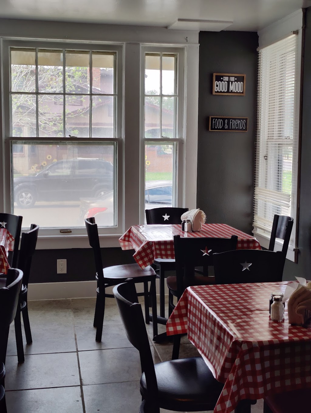 Rolling Smoke Bbq | restaurant | 806 N Sam Houston Blvd, San Benito, TX 78586, USA | 9562764727 OR +1 956-276-4727