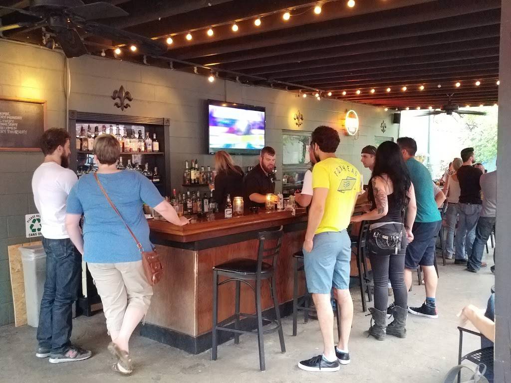 Barret Bar & Grill | restaurant | 1012 Barret Ave, Louisville, KY 40204, USA | 5024589640 OR +1 502-458-9640