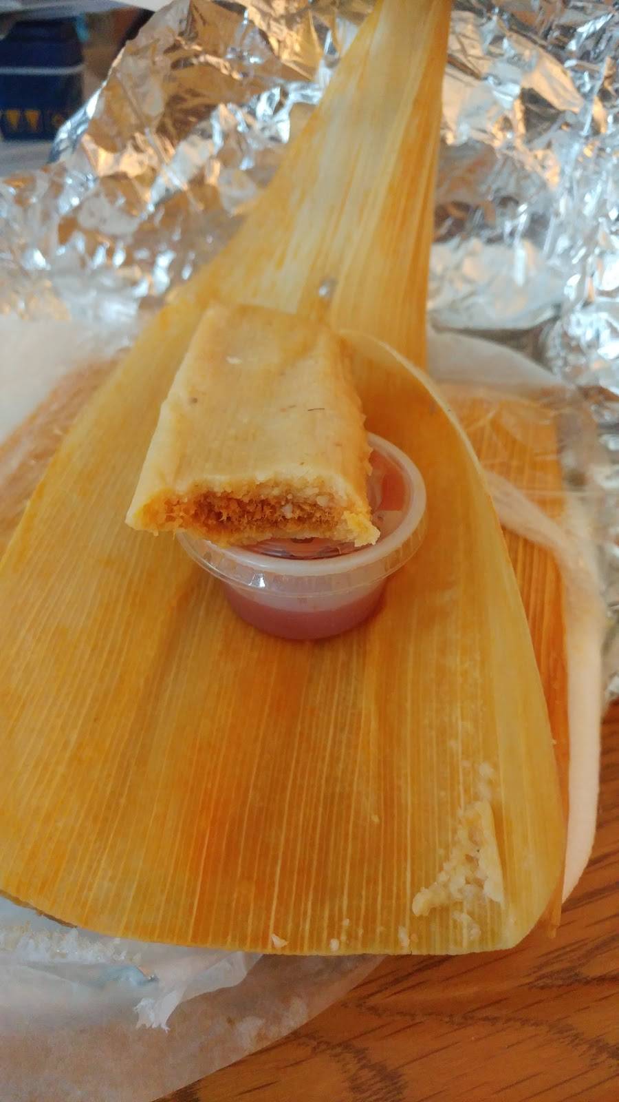 Lunas Tamale Factory & Mexican Grill | restaurant | 15632 Westpark Dr A, Houston, TX 77082, USA | 2814976646 OR +1 281-497-6646