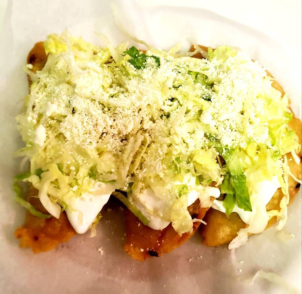 Yoyos pizza and Mexican restaurant | restaurant | 50 Mill St, Newburgh, NY 12550, USA | 8457874312 OR +1 845-787-4312