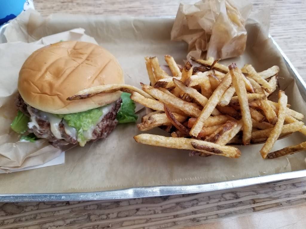 Elevation Burger | restaurant | 228 Market Street, Yonkers, NY 10710, USA | 9143589400 OR +1 914-358-9400