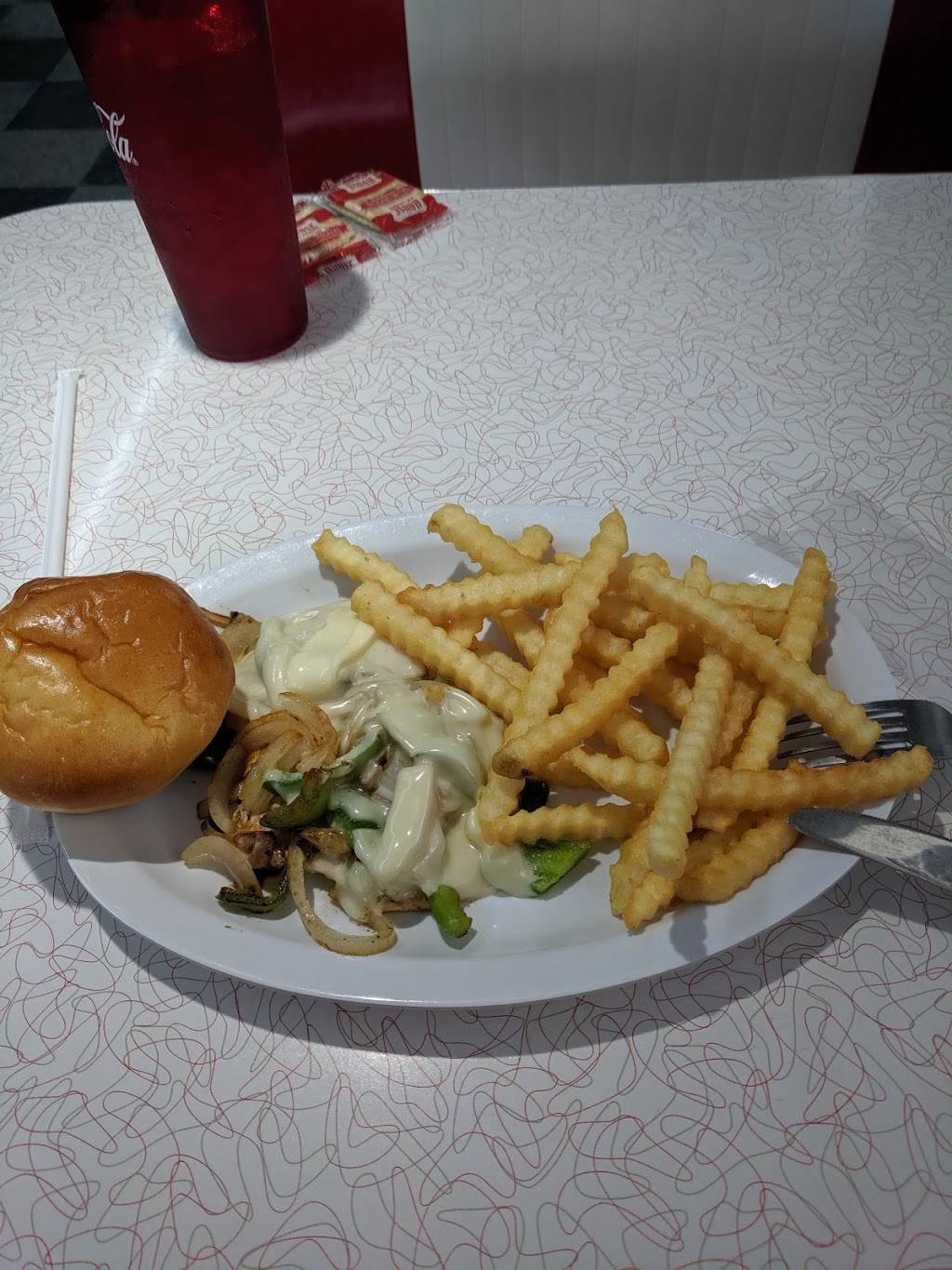 Dixie Lee Diner | restaurant | 420 Dixie Lee Ave Hwy, Monteagle, TN 37356, USA | 9319249292 OR +1 931-924-9292