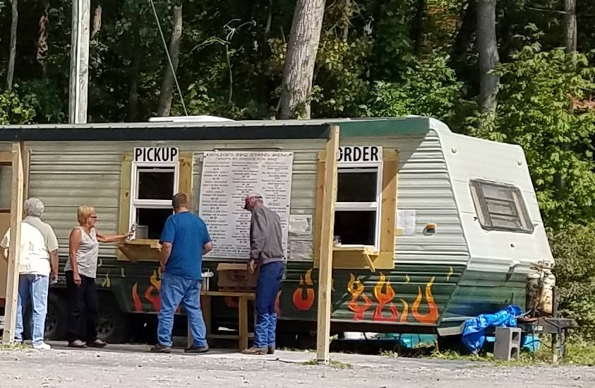 Krolicks BBQ | restaurant | 12132 NY-16, Chaffee, NY 14030, USA | 7164251070 OR +1 716-425-1070