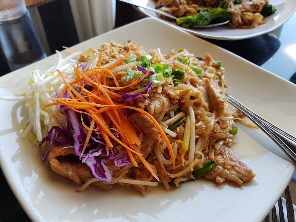 Thai Thani Kitchen | restaurant | 2021 NW Market St B, Seattle, WA 98107, USA | 2067842324 OR +1 206-784-2324