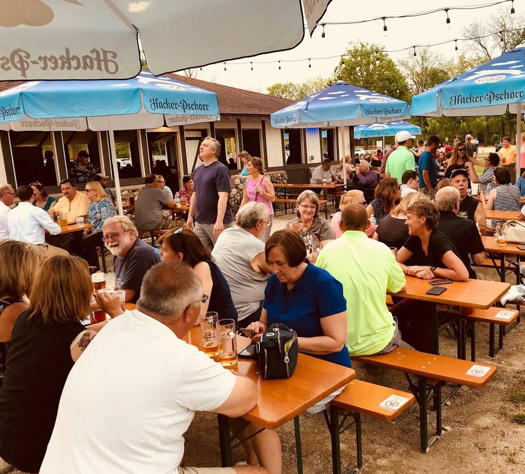 Petrifying Springs Biergarten | restaurant | 5555 7th St Pavilion #1, Kenosha, WI 53144, USA | 2622215040 OR +1 262-221-5040