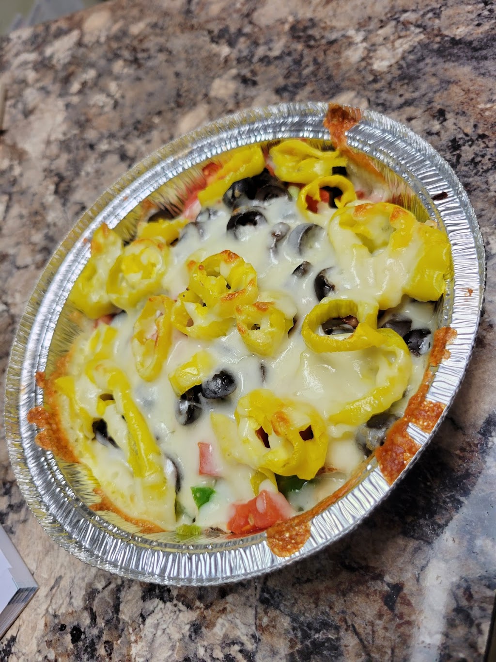 Fat Santas Pizza & More | restaurant | 15 Cedar Ln, Santa Claus, IN 47579, USA | 8125443338 OR +1 812-544-3338