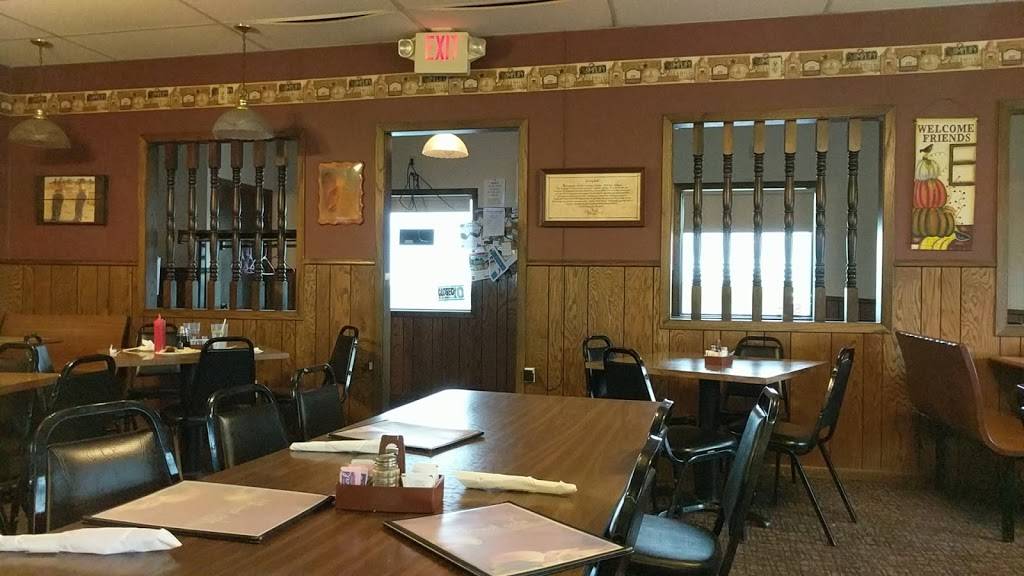 Hillcrest Cafe & Catering | cafe | 13350 MN-5, Norwood Young America, MN 55368, USA | 9524672777 OR +1 952-467-2777