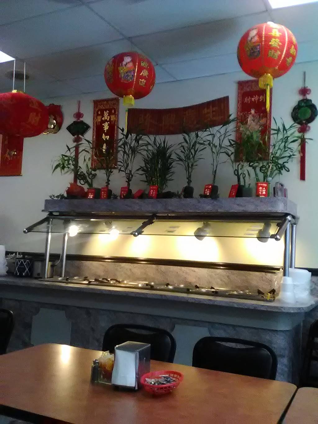 China King | restaurant | 119 E Main St, Henderson, TN 38340, USA | 7319835588 OR +1 731-983-5588