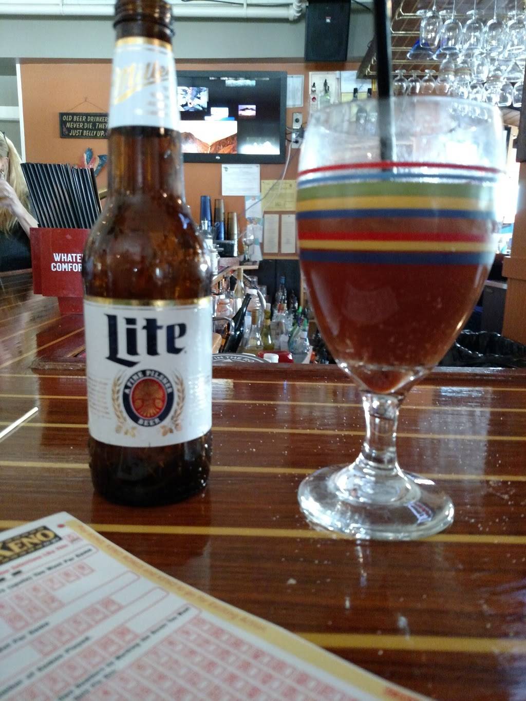 The Parrot Bar & Grill | restaurant | 1356 MA-28A, Bourne, MA 02532, USA | 5083563928 OR +1 508-356-3928