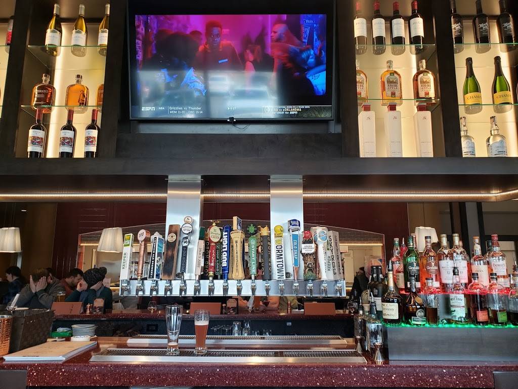 110 Grill - Wrentham | restaurant | 25 Ledgeview Way, Wrentham, MA 02093, USA | 7748475532 OR +1 774-847-5532