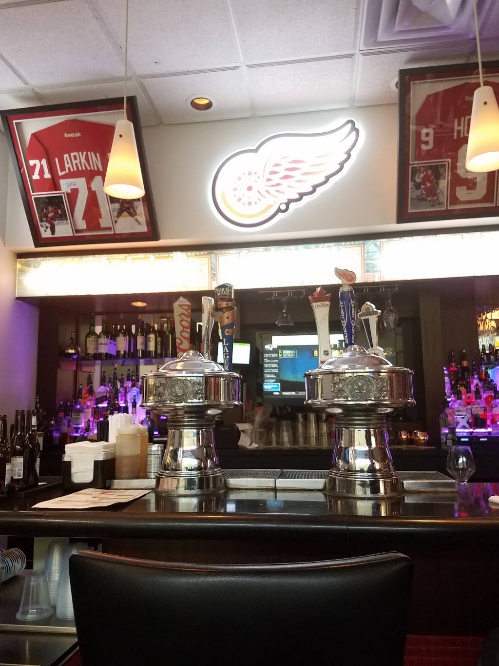 Hockeytown Cafe | cafe | Between Gates D12 and D14, North Terminal, W G Rogell Dr, Detroit, MI 48242, USA | 7342476887 OR +1 734-247-6887