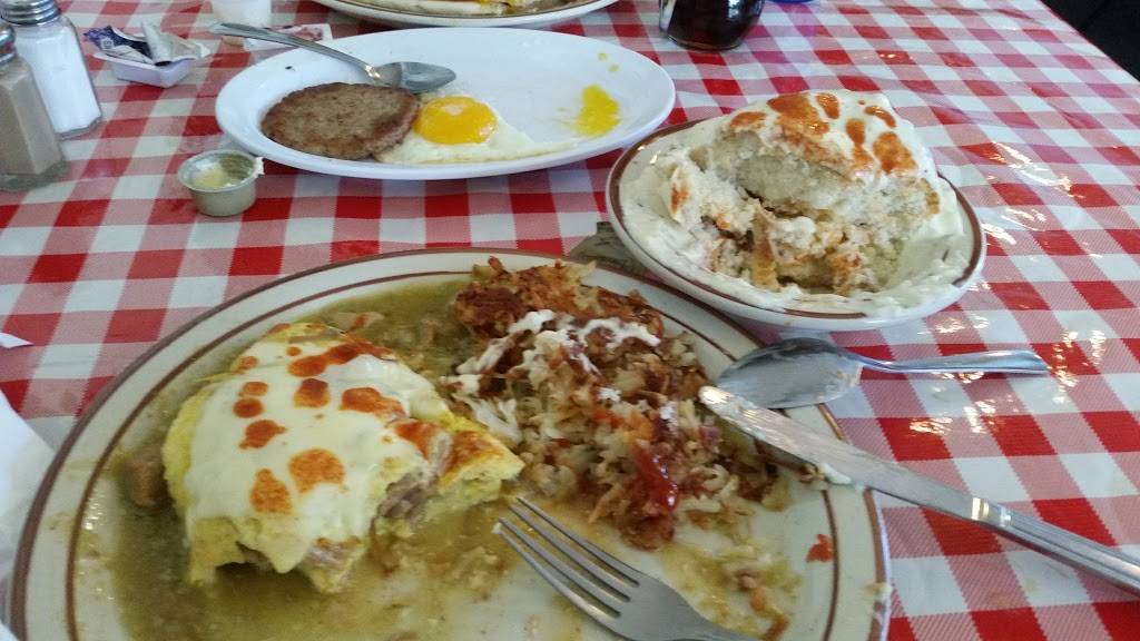 Galloping Hen | restaurant | 305 S Borchard Dr, Ventura, CA 93003, USA | 8056530410 OR +1 805-653-0410