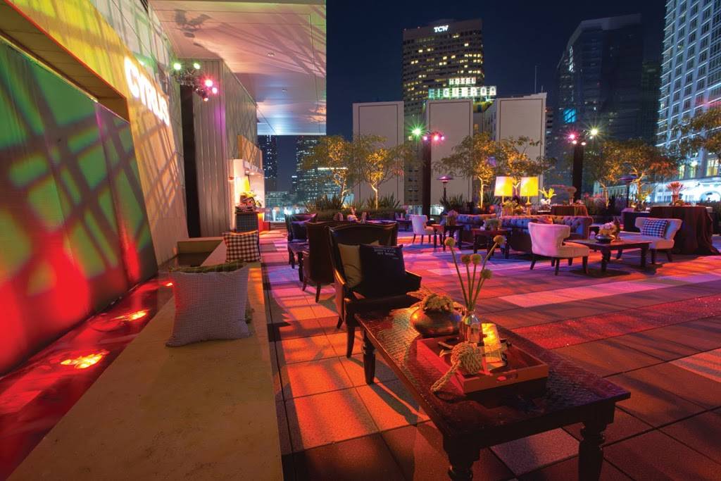 Wolfgang Puck Catering at LA LIVE | restaurant | 800 W Olympic Blvd #230, Los Angeles, CA 90015, USA | 2137657046 OR +1 213-765-7046