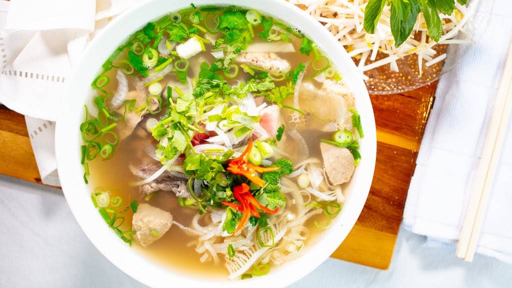 Little Saigon Restaurant | restaurant | 66 Mall Rd, Hamilton, ON L8V 5B9, Canada | 9053899826 OR +1 905-389-9826
