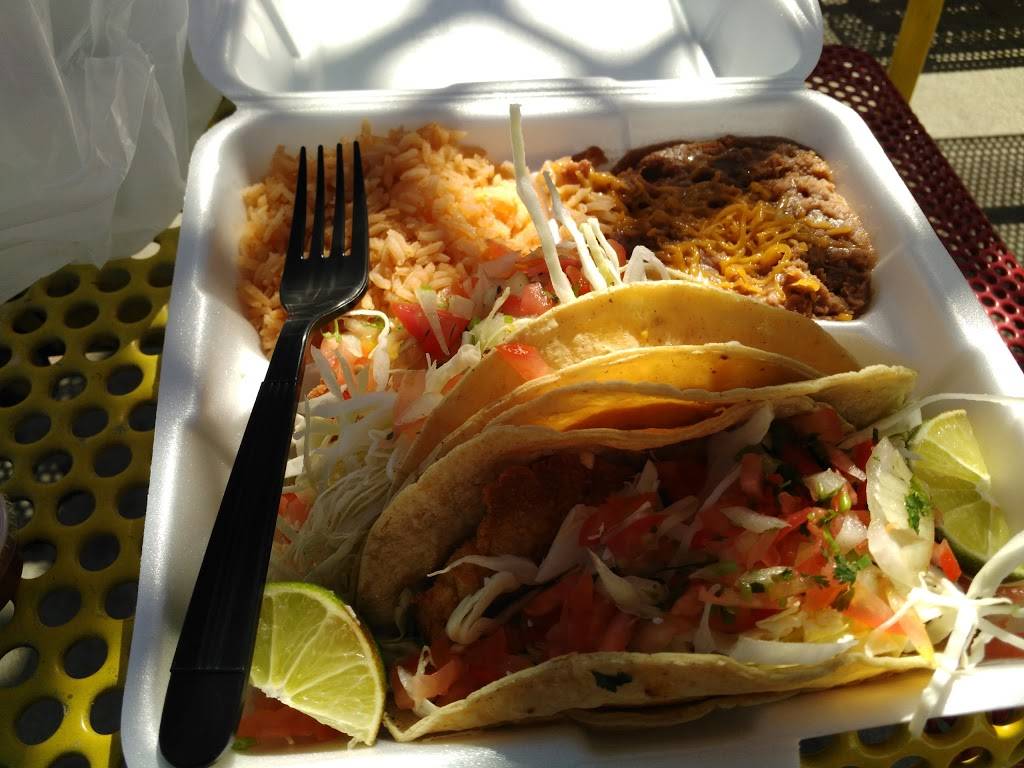 Robertos Taco Shop | restaurant | 12401 Woodside Ave, Lakeside, CA 92040, USA | 6193909466 OR +1 619-390-9466