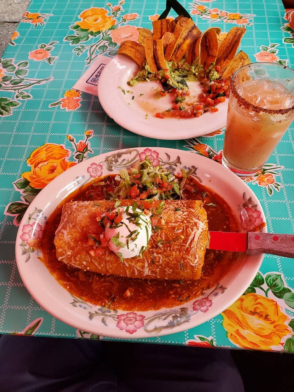 El Camino | restaurant | 607 N 35th St, Seattle, WA 98103, USA | 2066327303 OR +1 206-632-7303