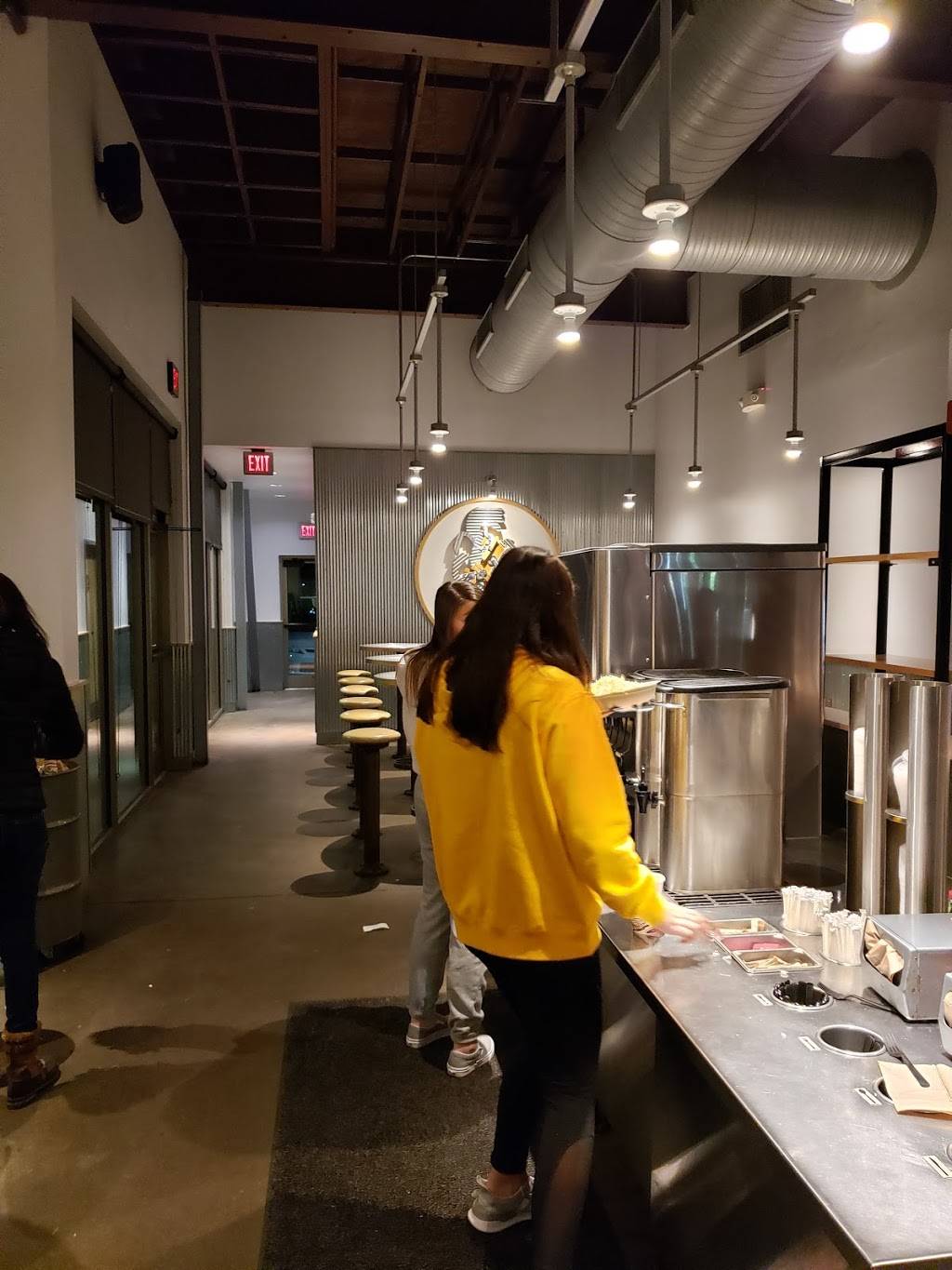 Chipotle Mexican Grill | restaurant | 1115 NE Coronado Dr, Blue Springs, MO 64014, USA | 8162292690 OR +1 816-229-2690