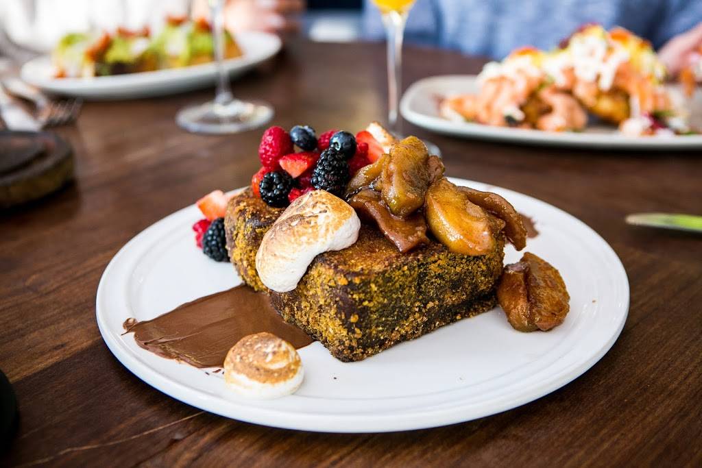 Castaway Burbank | restaurant | 1250 E Harvard Rd, Burbank, CA 91501, USA | 8188486691 OR +1 818-848-6691