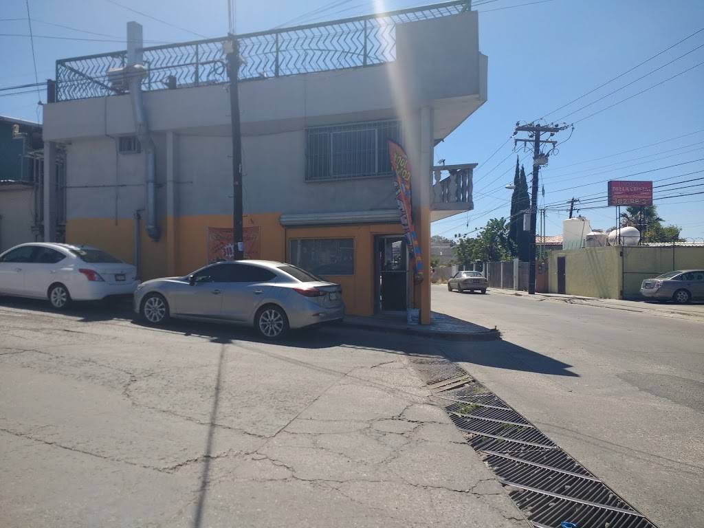 "Los girasoles" | restaurant | Calle Alba Roja 24, Hipodromo Dos, Tijuana, B.C., Mexico | 016642081669 OR +52 664 208 1669