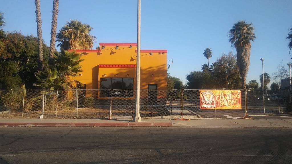 Popeyes Louisiana Kitchen | restaurant | 5445 Arlington Ave, Riverside, CA 92504, USA | 9517296684 OR +1 951-729-6684