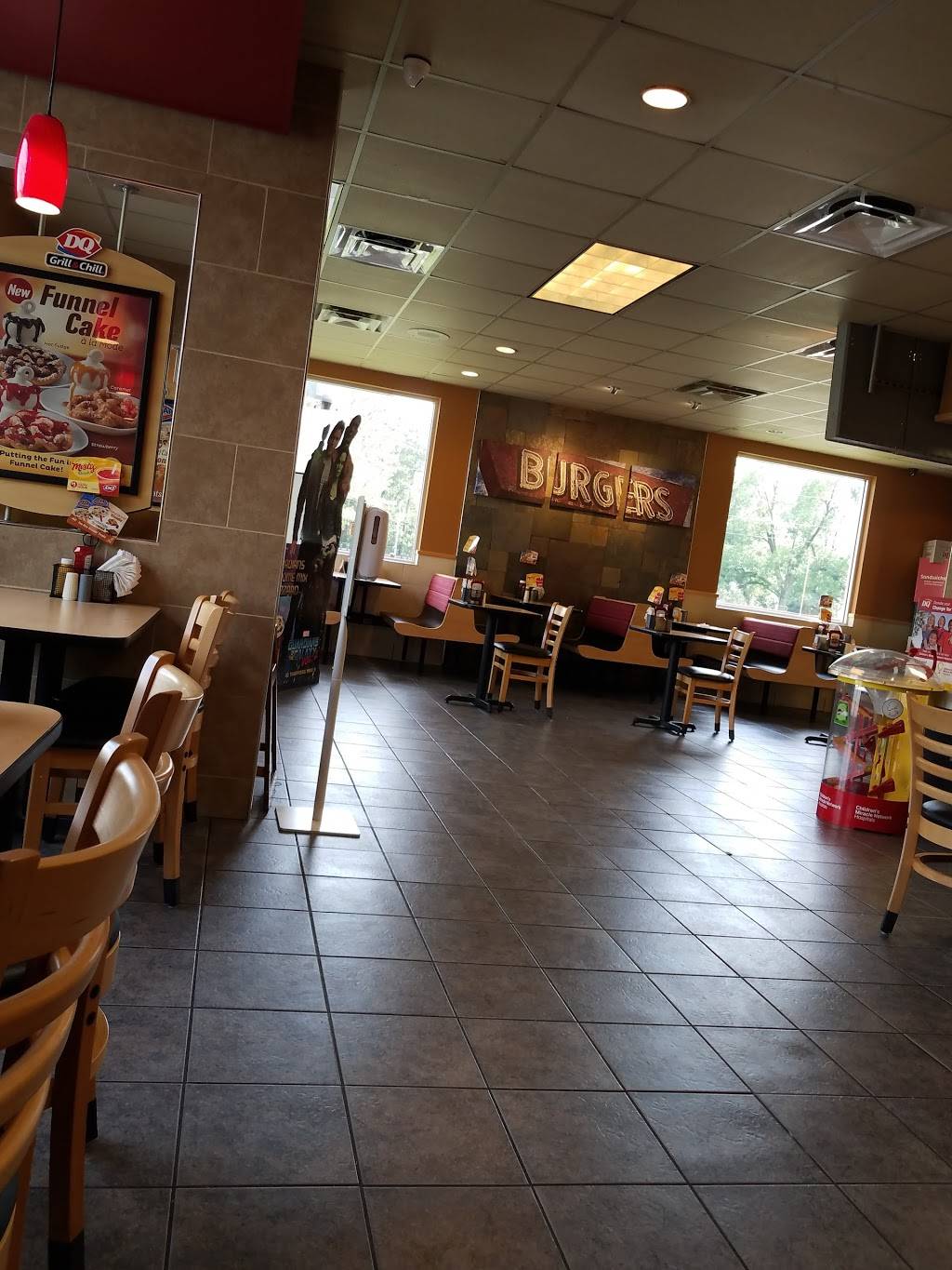 Dairy Queen Grill & Chill | restaurant | 374 W Bacon St, Pembroke, GA 31321, USA | 9126532613 OR +1 912-653-2613