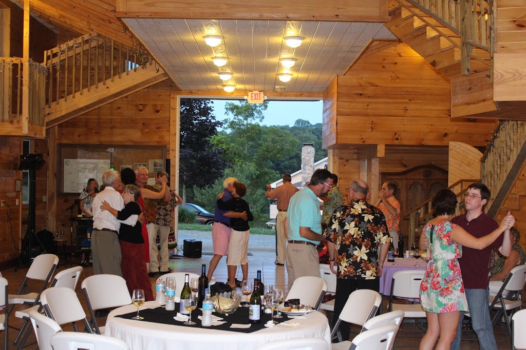 Beliveau Farm Winery | restaurant | 3899 Eakin Farm Rd, Blacksburg, VA 24060, USA | 5409610505 OR +1 540-961-0505