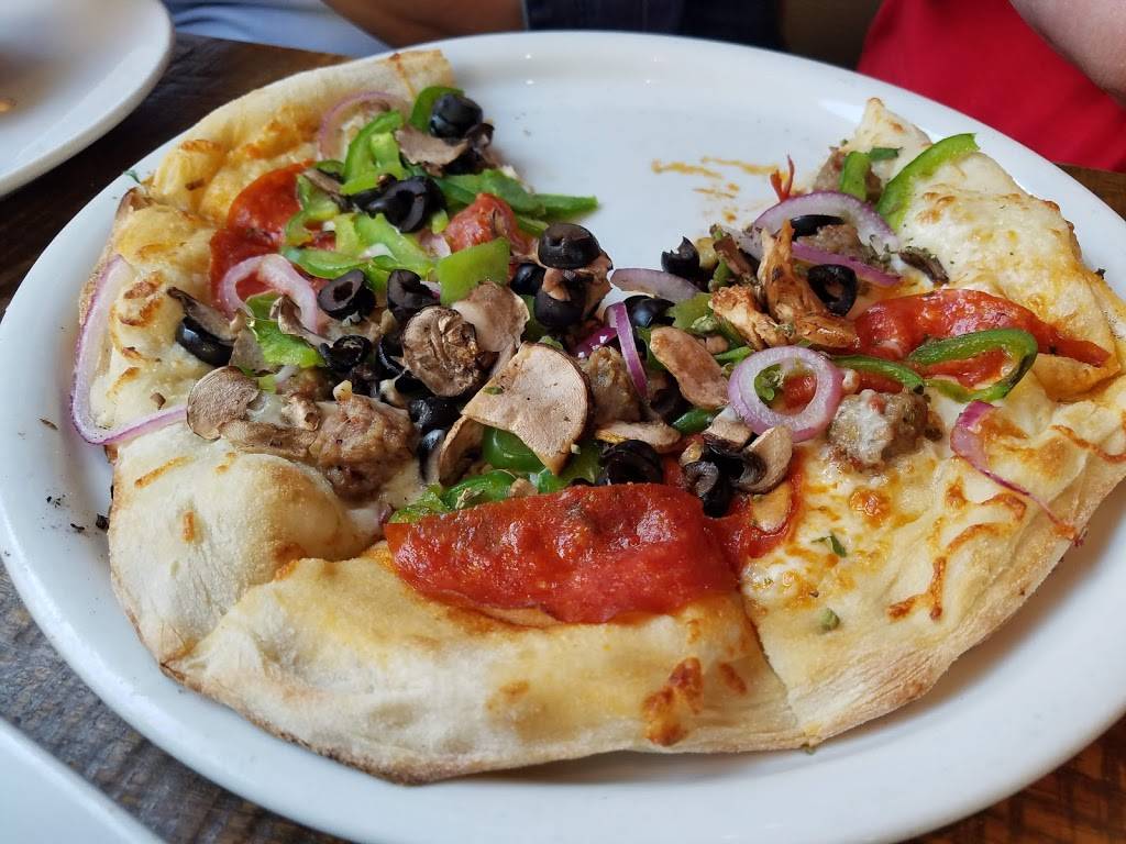 California Pizza Kitchen at Washingtonian Center | restaurant | 136 Boardwalk Pl, Gaithersburg, MD 20878, USA | 3013300681 OR +1 301-330-0681