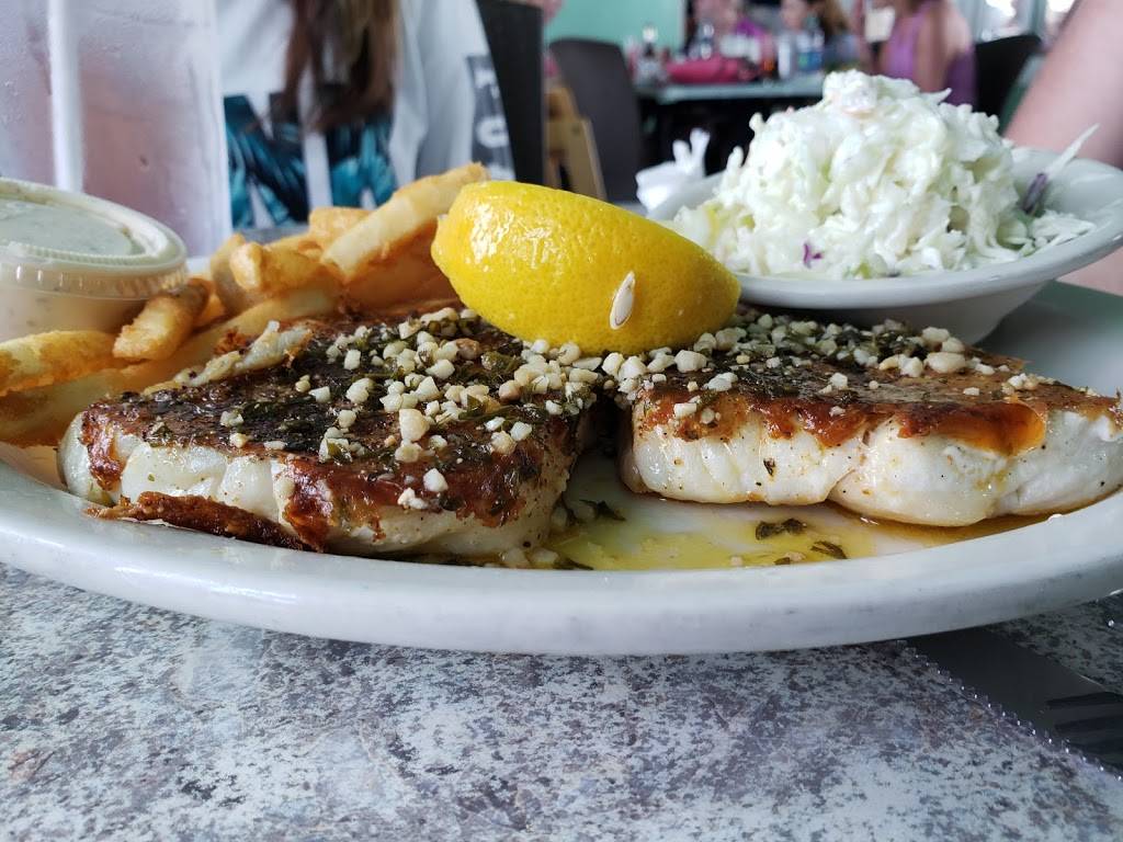 Rod and Reel Pier | restaurant | 875 N Shore Dr, Anna Maria, FL 34216, USA | 9417781885 OR +1 941-778-1885