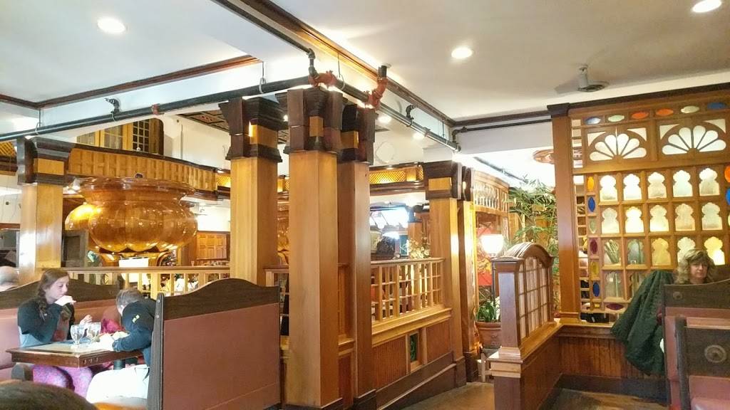 Plum Blossom | restaurant | 685 Hoosick Rd, Troy, NY 12180, USA | 5182720036 OR +1 518-272-0036