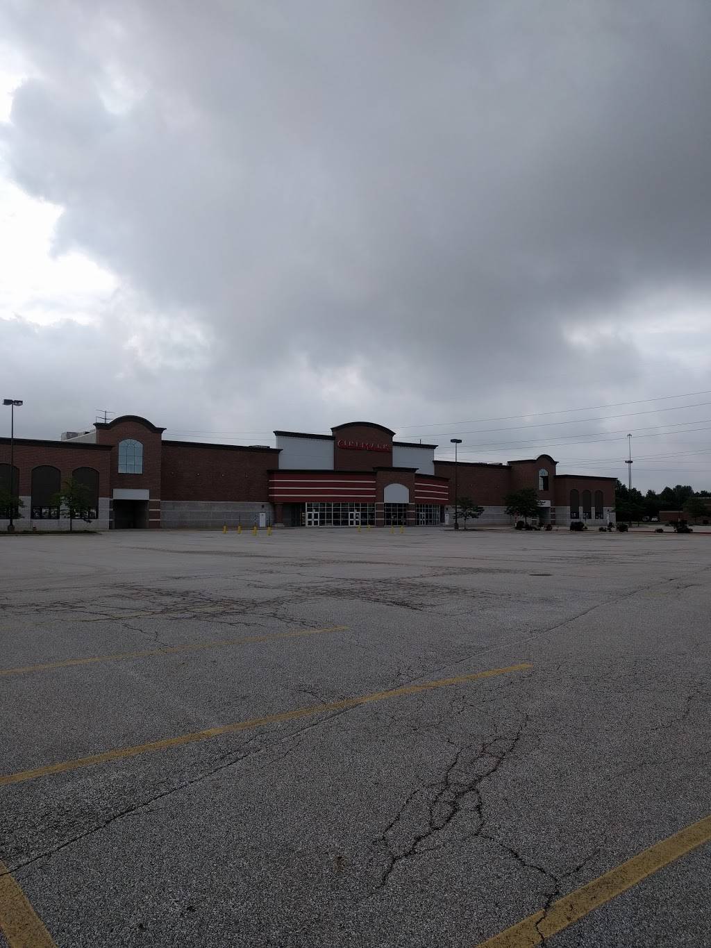 Cinemark At Macedonia | meal takeaway | 8161 Macedonia Commons Blvd B1, Macedonia, OH 44056, USA | 3309081005 OR +1 330-908-1005