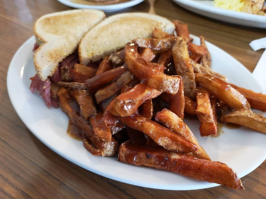 Woodward Restaurant | restaurant | 430 Woodward Ave, Hamilton, ON L8H 3E5, Canada | 9055472827 OR +1 905-547-2827