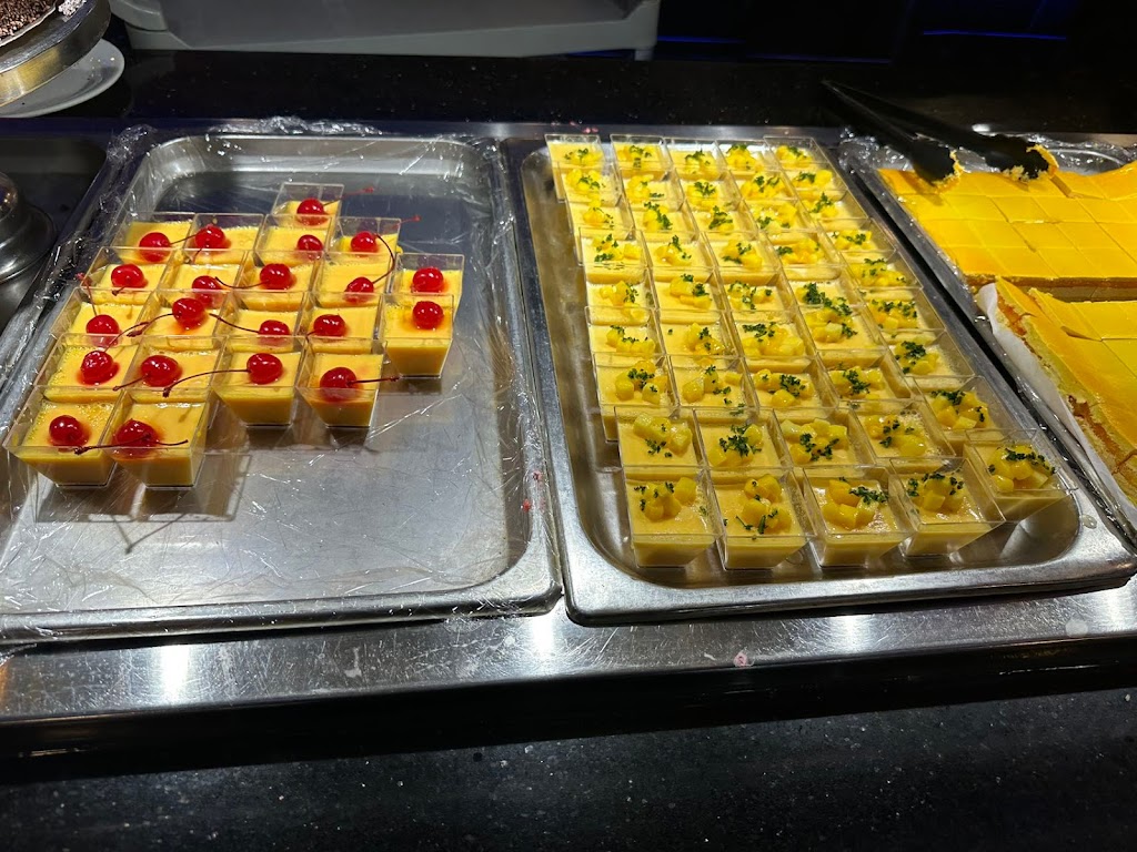 UMI Sushi & Seafood | restaurant | UMI Sushi & Seafood Buffet, 198 Maine Mall Rd #27, South Portland, ME 04106, USA | 2077474018 OR +1 207-747-4018