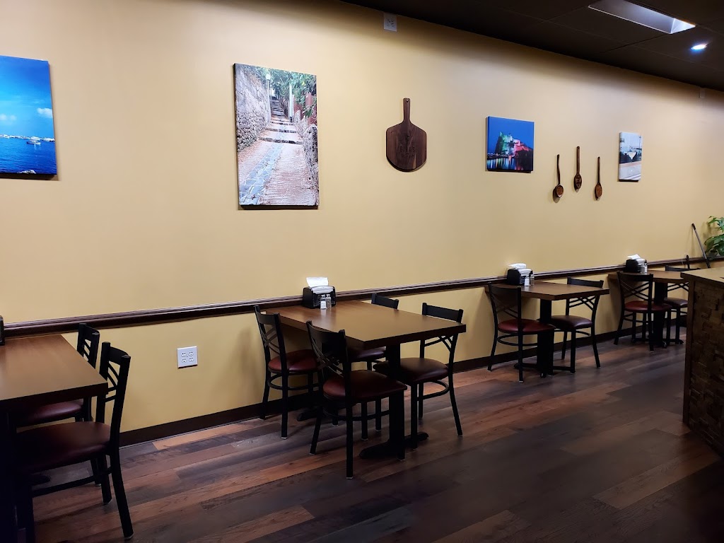 Ginas Trattoria | restaurant | 98 E Midland Trail, Lexington, VA 24450, USA | 5404618644 OR +1 540-461-8644