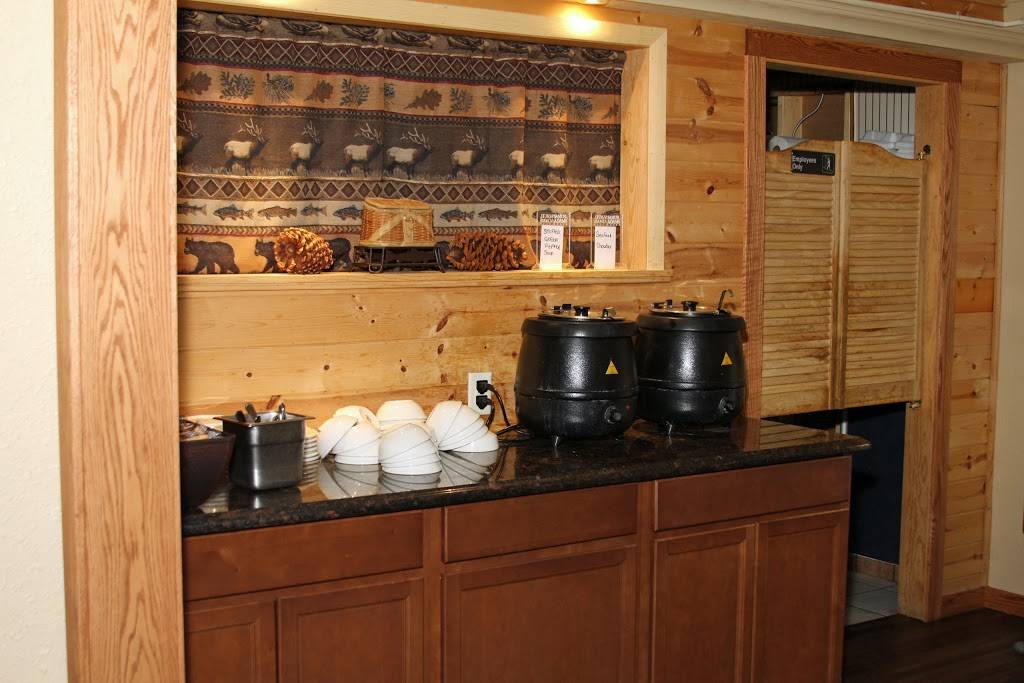 The Rivers Bar & Supper Club | restaurant | 141 County Rd KK, Amherst, WI 54406, USA | 7158243113 OR +1 715-824-3113