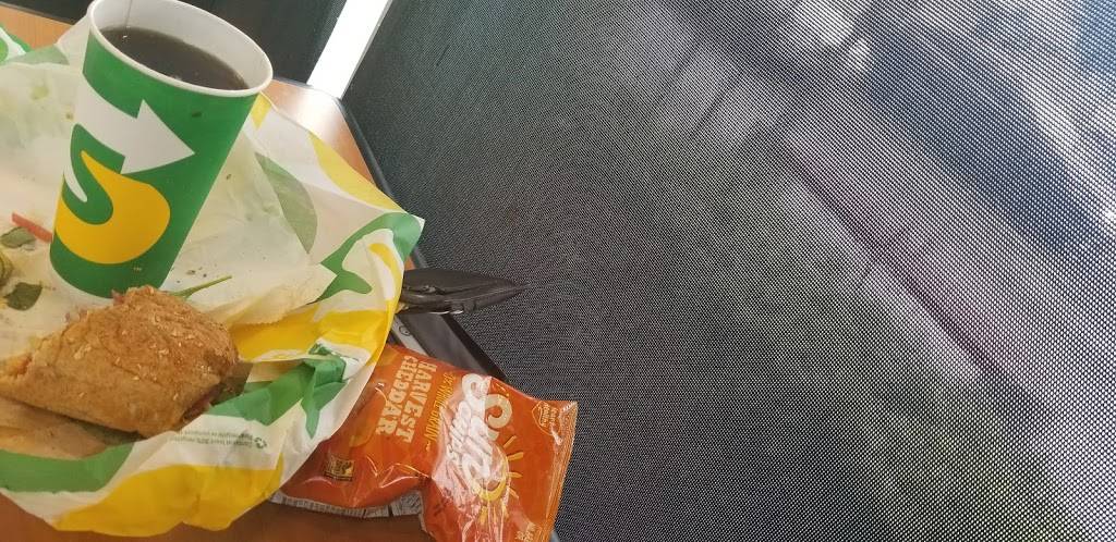 Subway Restaurants | restaurant | 3400 Long Beach Boulevard, Long Beach, CA 90807, USA | 5629899733 OR +1 562-989-9733