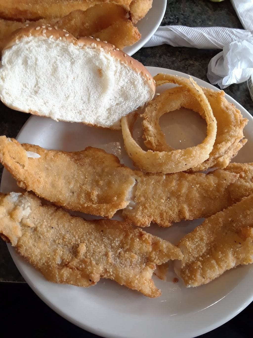 La Playa Seafood | restaurant | 3343 West Ave, San Antonio, TX 78213, USA | 2103400087 OR +1 210-340-0087