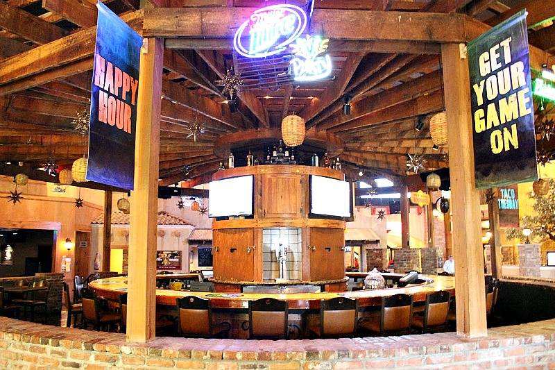 Sundance Cantina | restaurant | 300 Riverside Dr, Bossier City, LA 71111, USA | 3187460711 OR +1 318-746-0711