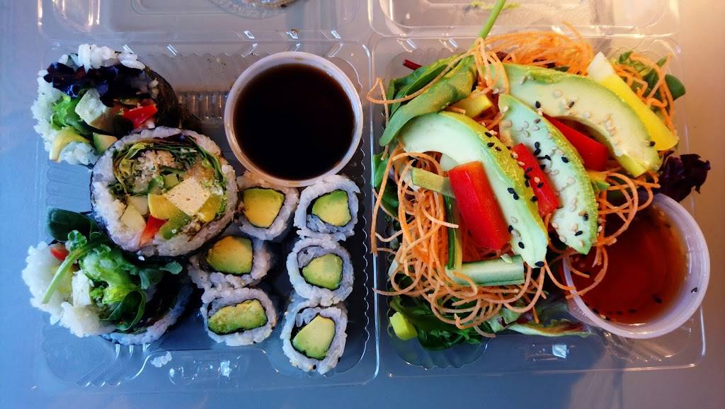 Sandwiches Cao Lanh | restaurant | 2651 Rue Ontario E, Montréal, QC H2K 1X1, Canada | 5145236334 OR +1 514-523-6334